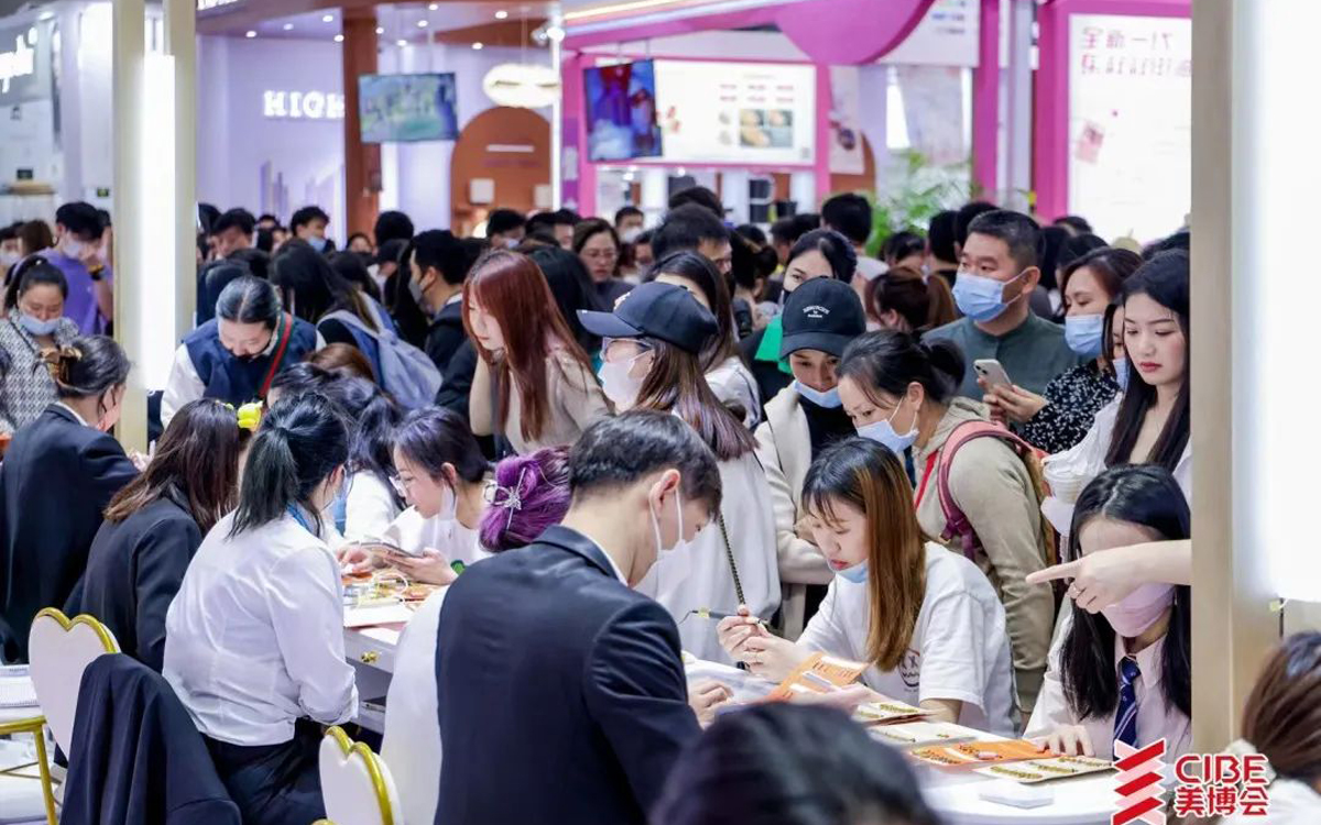 美博会互动体验:让参观者成为品牌传播者 美博会互动体验:让参观者成为品牌传播者